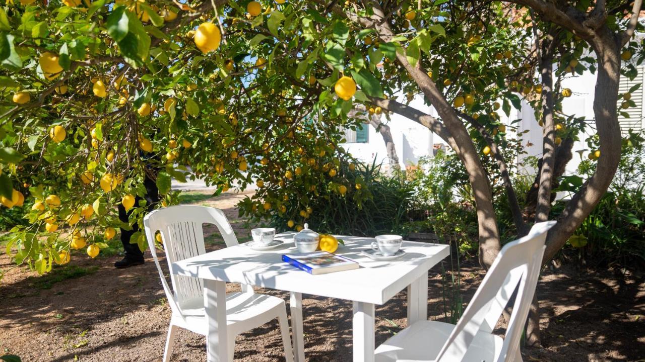 Appartamenti Melograno E Fico Loculi Exterior foto