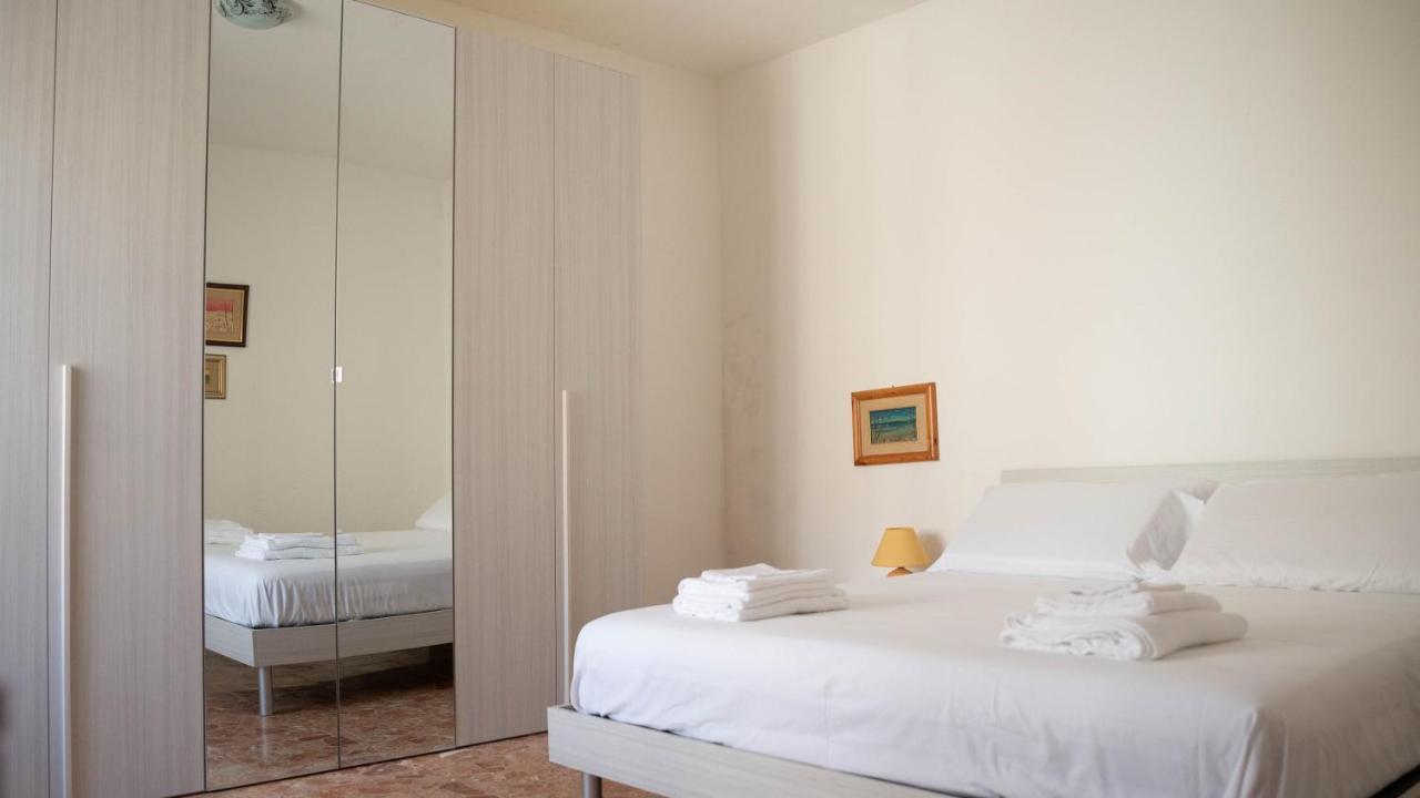 Appartamenti Melograno E Fico Loculi Exterior foto