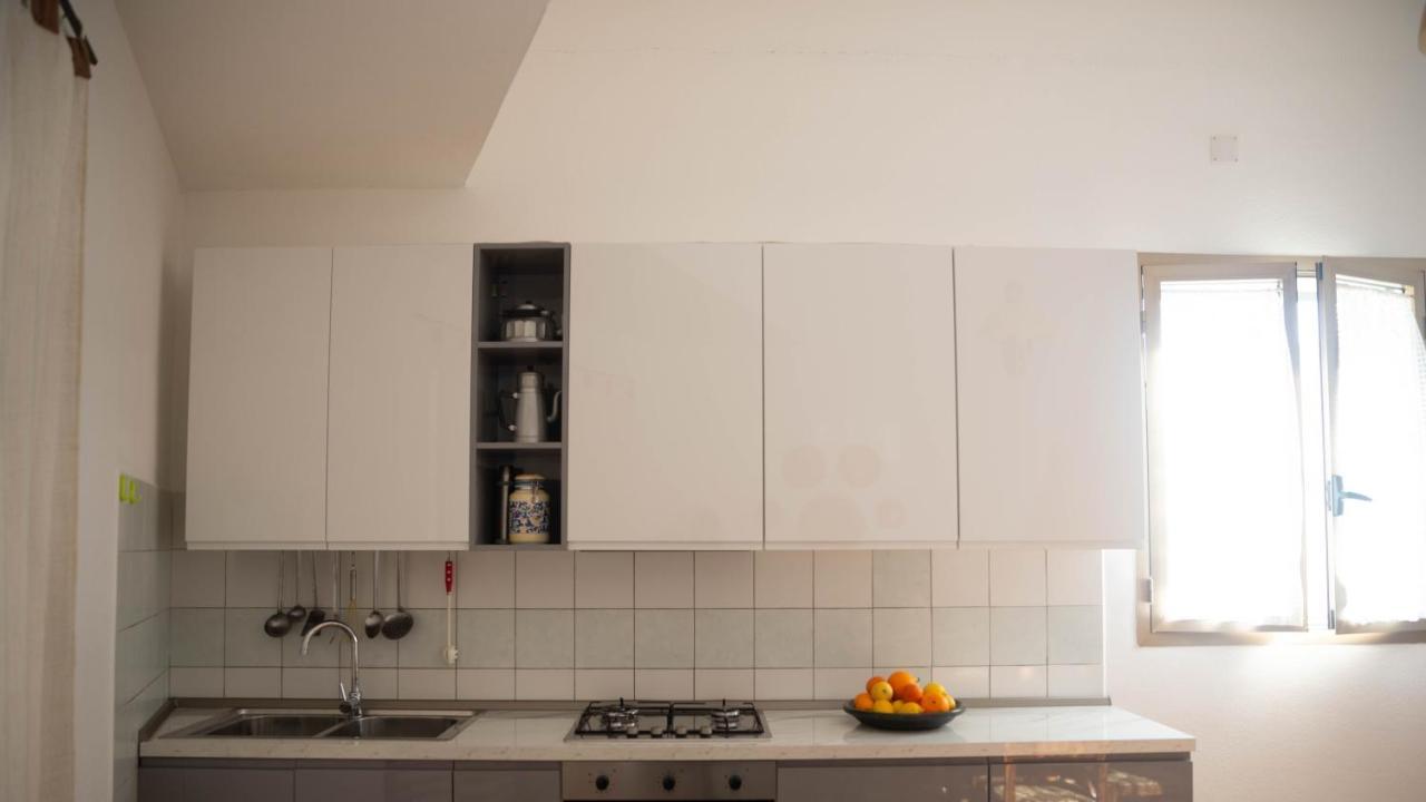 Appartamenti Melograno E Fico Loculi Exterior foto