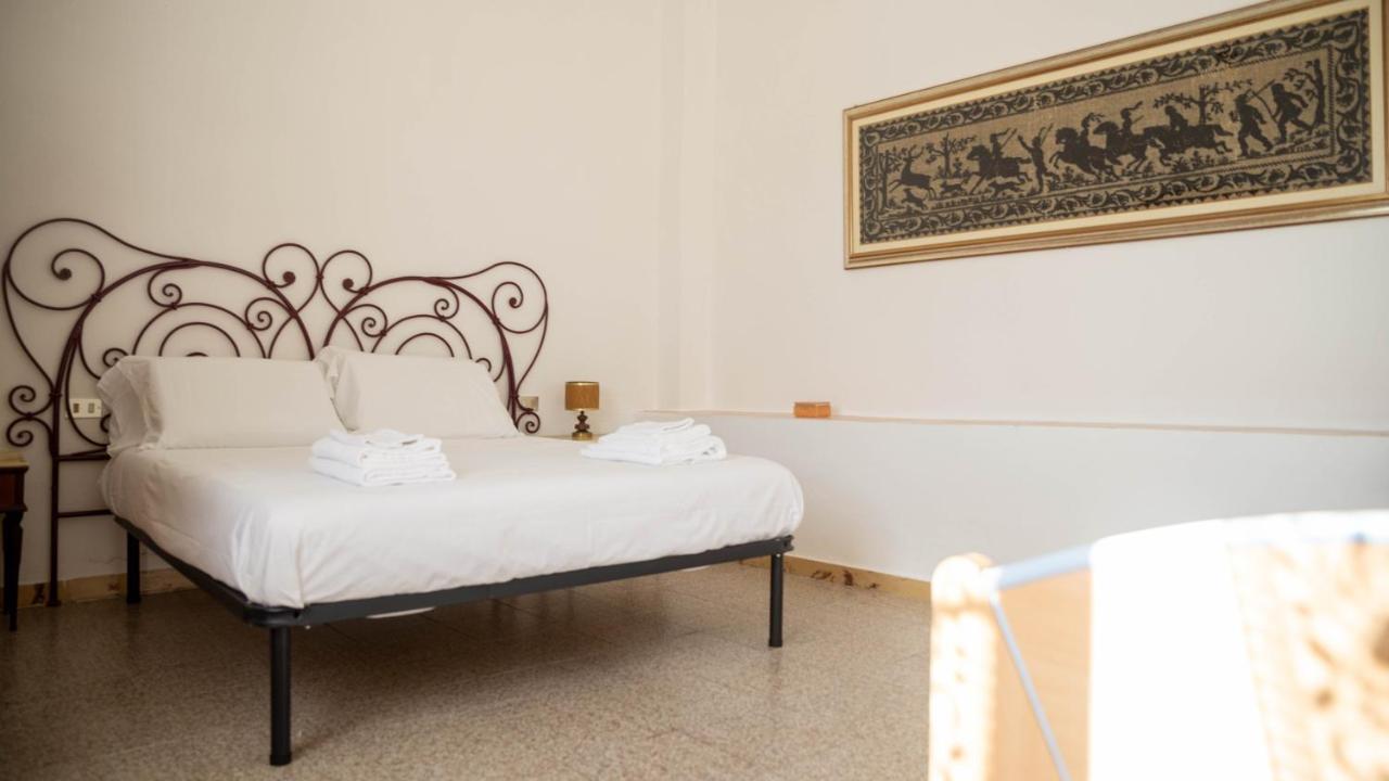 Appartamenti Melograno E Fico Loculi Exterior foto